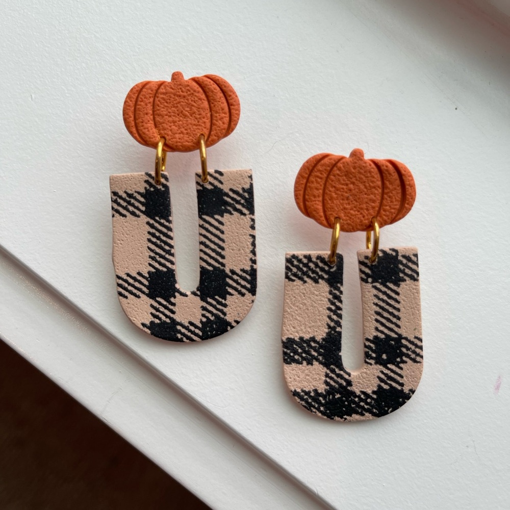 Pumpkin 🎃 Clay Earrings
